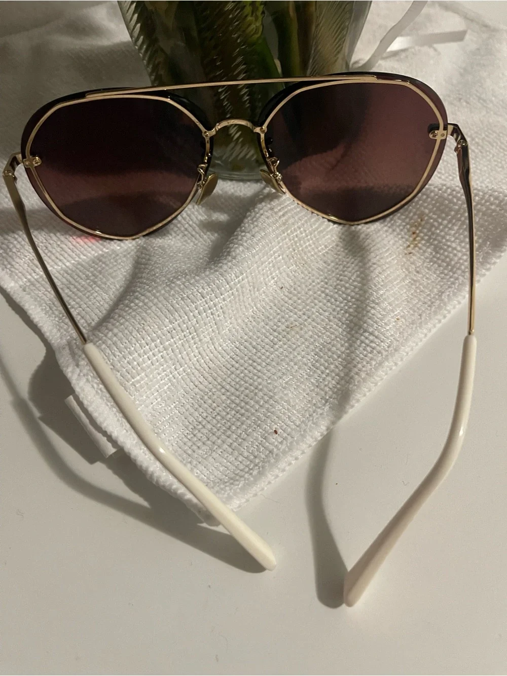 Gold Metal Frame Sunglasses with Tinted Lenses - Women